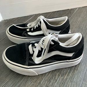 Girls black Vans Sneakers